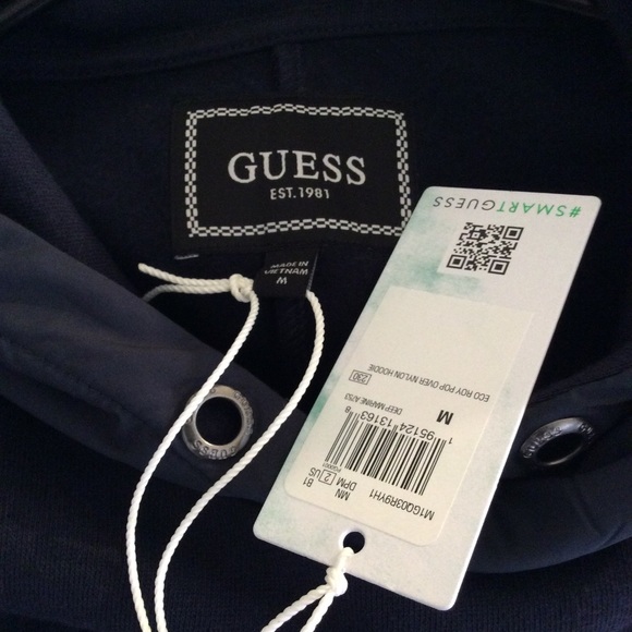 Guess - Roy Pop Over Nylon Hoodie - Picture 4 of 4